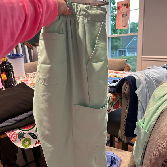 Scrubs - Picture 3 of 9